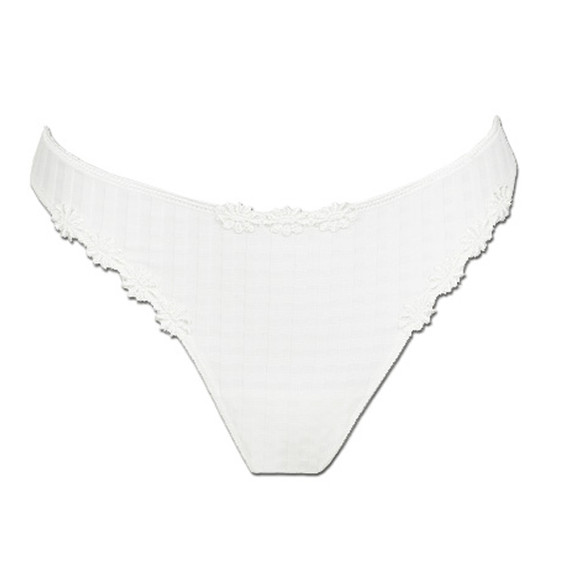 Avero String