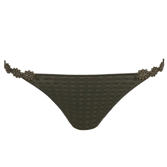 Avero Low Slip