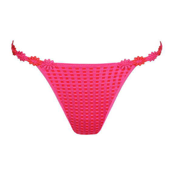 Avero Lage String