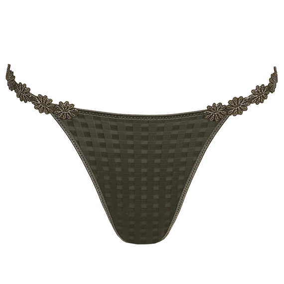 Avero Lage String