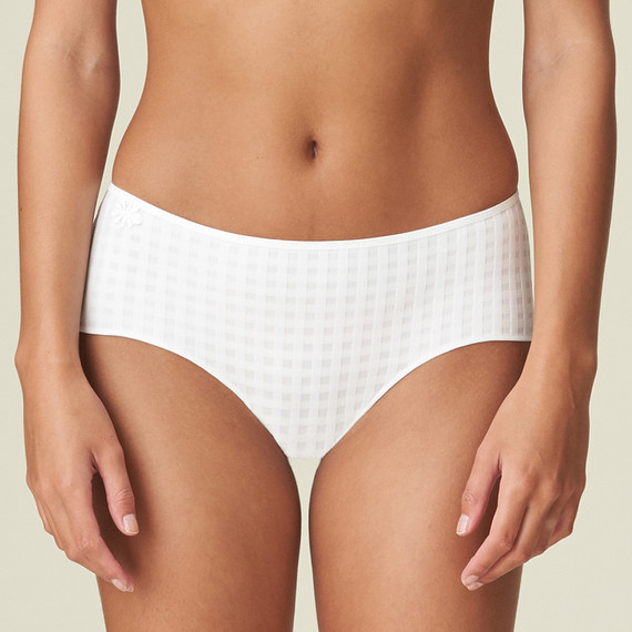 Avero Short