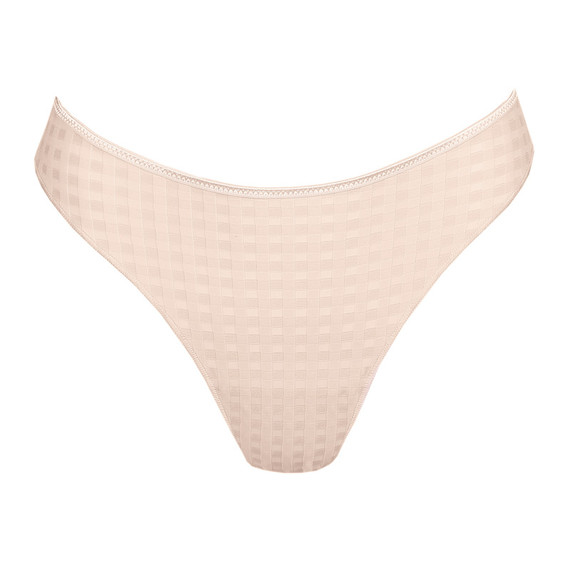 Avero String