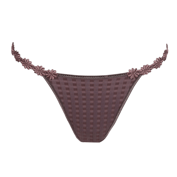 Avero String