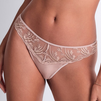 Cosmic Romance String