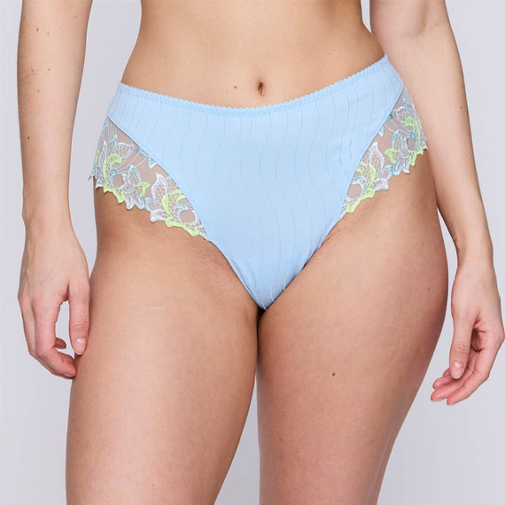 Deauville Luxe String
