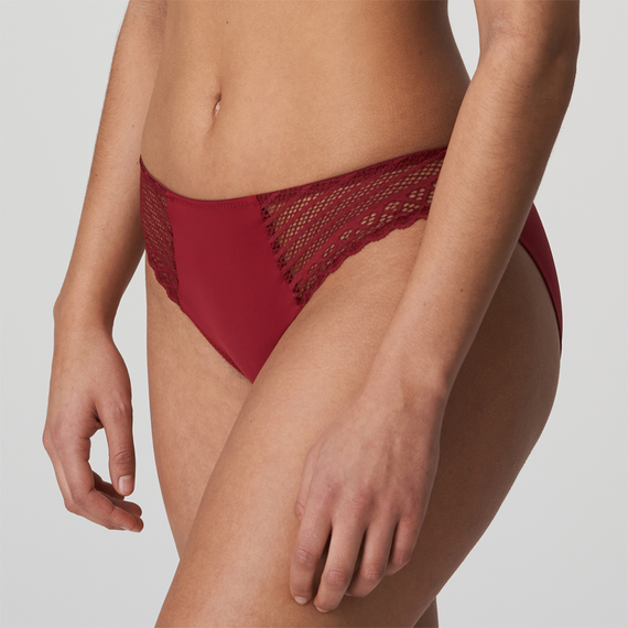 PrimaDonna Twist East End Rioslip Red Boudoir