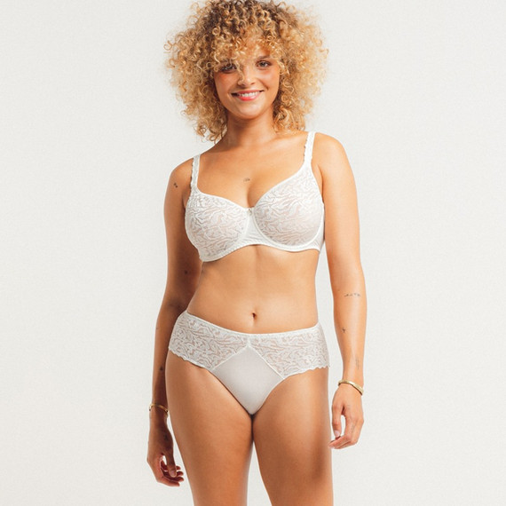 Louisa Bracq Electric Waves Short Nacre
