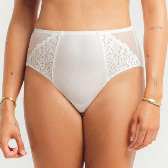 Louisa Bracq Electric Waves Taillenslip Nacre