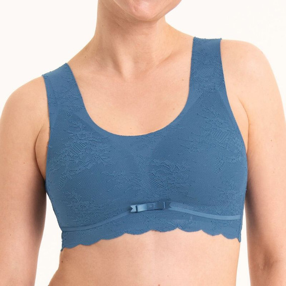 Essential Lace Bralette