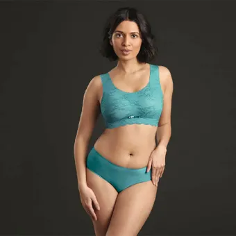 Essential Lace Bralette