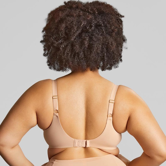 Sculptresse Estel Full Cup BH Honey
