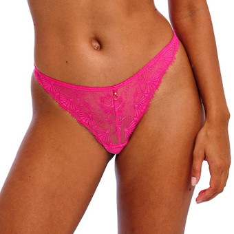 Fascinate String