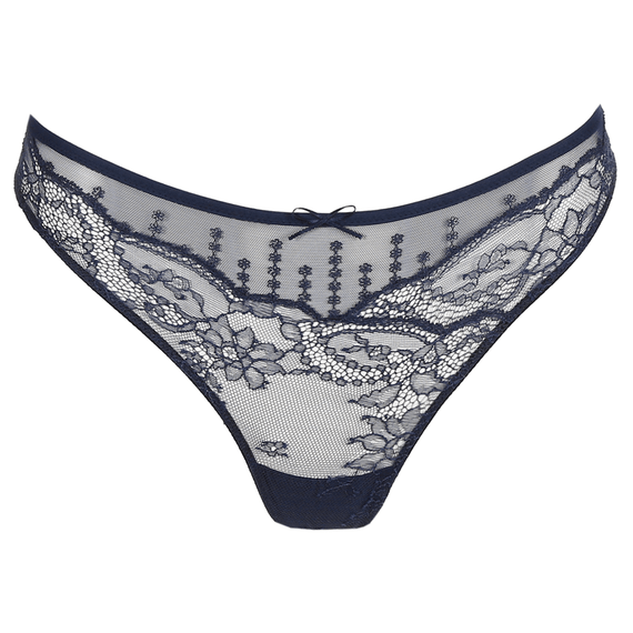 Helena String