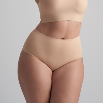 Invisible Corrigerende High Waist Slip