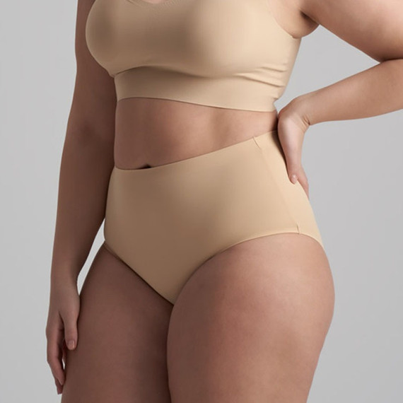 Bye Bra Invisible Corrigerende High Waist Slip Beige