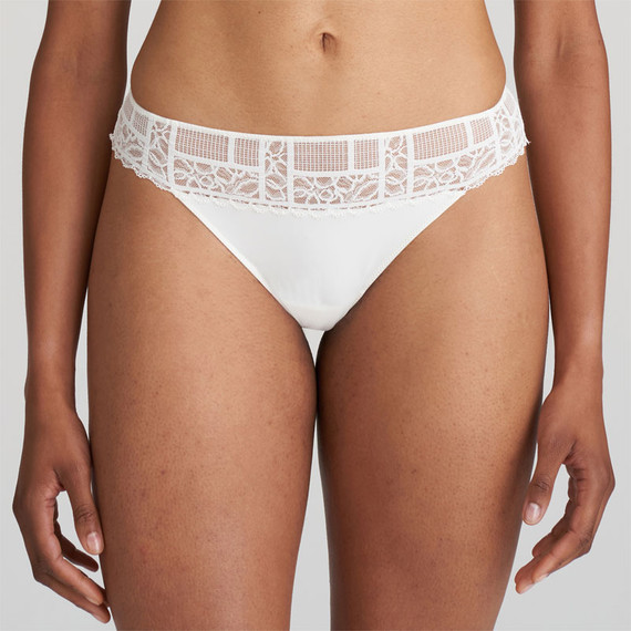 Jadei String