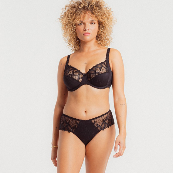 Louisa Bracq Julia Beugel BH Noir