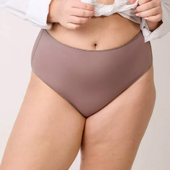 Les Invisibles Tailleslip 5304