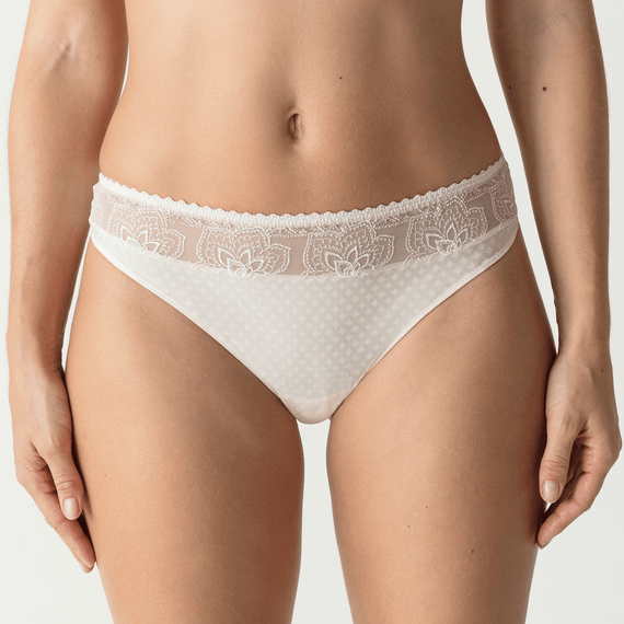 PrimaDonna Lotus String Venus