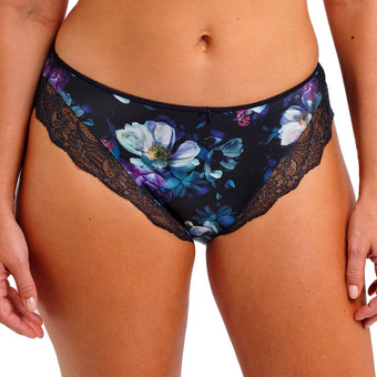 Lucia Slip