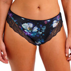 Lucia Slip