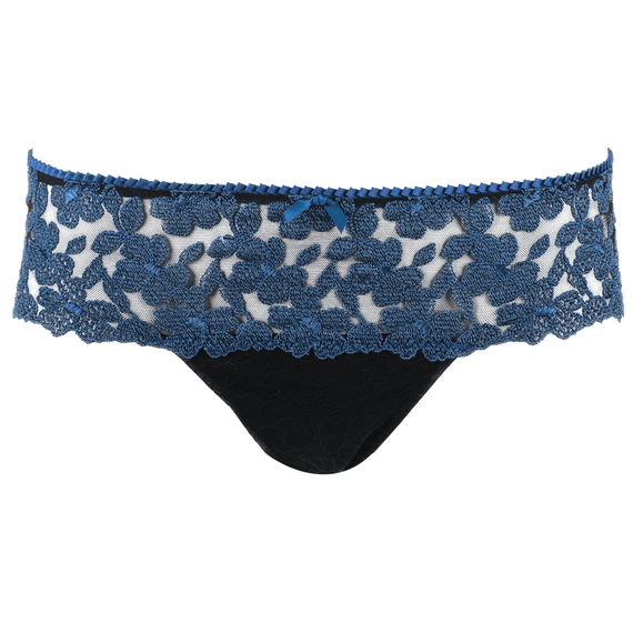 Femme Charmeuse Luxe String