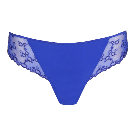 Nellie String