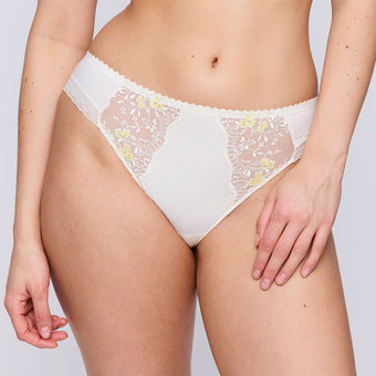 Novaro Slip