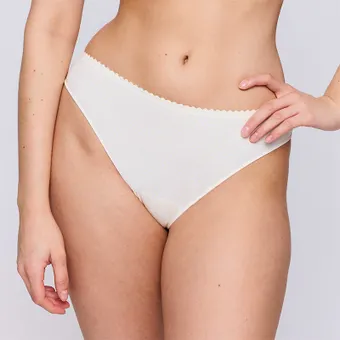 Novaro String