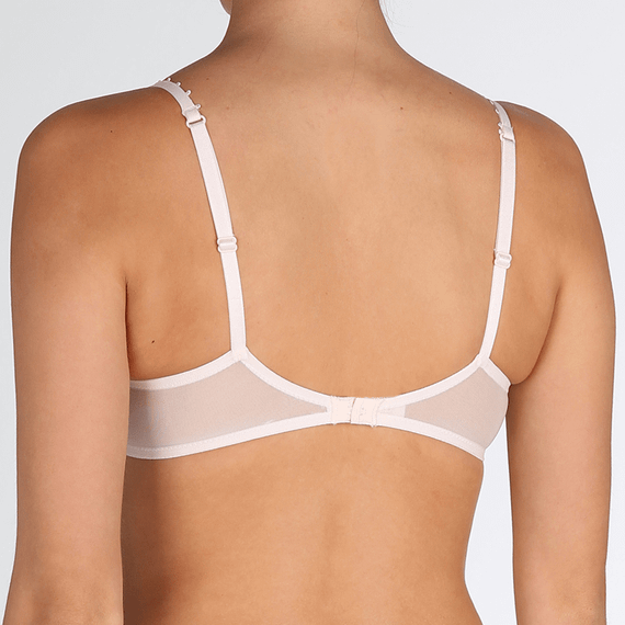 Luxe roze BH met broderieparels en leaverskant? Bestel nu de Pearl balconette BH van Marie Jo online bij Annadiva. Specialist in grote cupmaten.