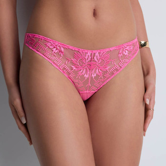 Rules Of Attraction String