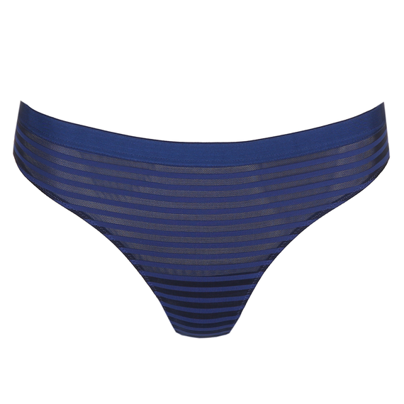 Salvador String