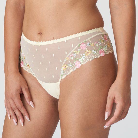 PrimaDonna Sedaine Luxe String French Vanilla