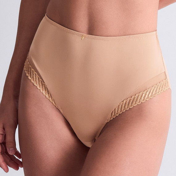 Sheer Emotion Tailleslip