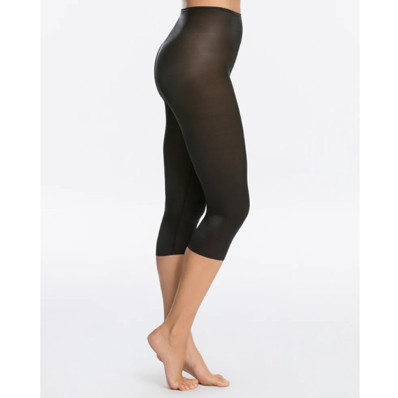 Spanx Skinny Britches Capri Black