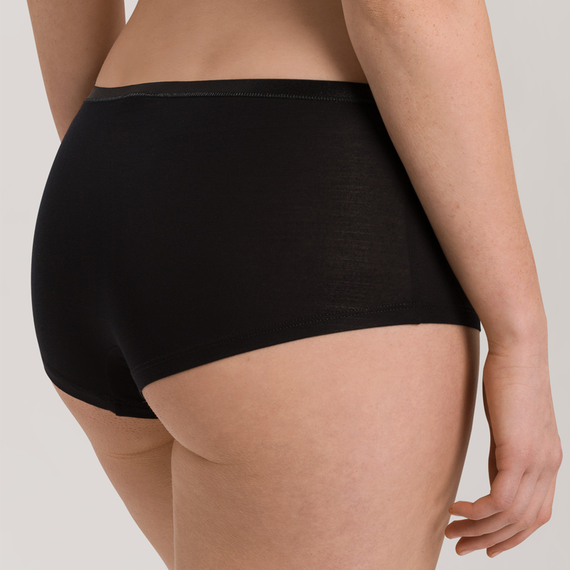 Hanro Soft Touch Short Black