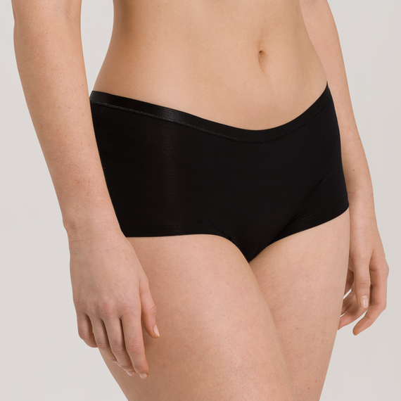 Hanro Soft Touch Short Black