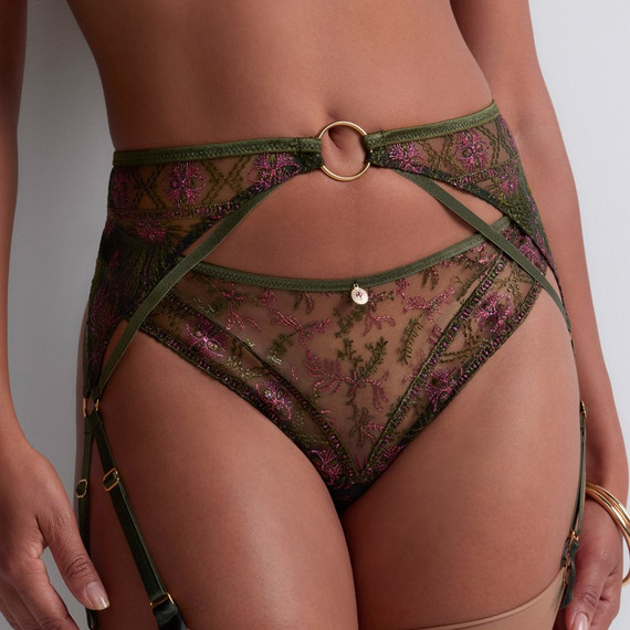 Aubade Sound Of Heart String Dark Garden