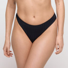 Avero String