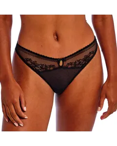 Sydnie Brazilian String