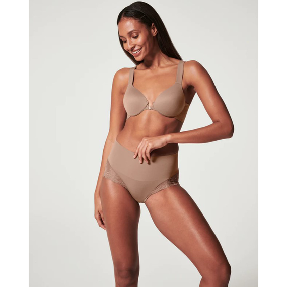 Spanx Undie-tectable Lace Short Cafe Au Lait