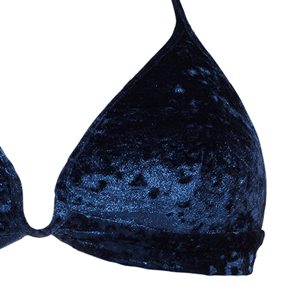 Cyell Velvety Triangle Bikinitop